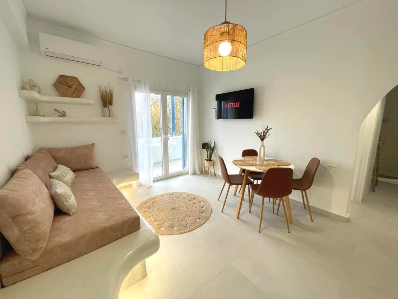 Apartment Mayema Cycladic House W Village And Black View Santorini Kamári